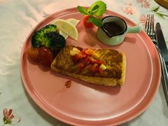 香煎三文鱼-花·fleur古董西餐厅(西城夜未央店)