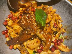 手撕扁担鸡-吃饭皇帝大土家民族菜(正大广场店)