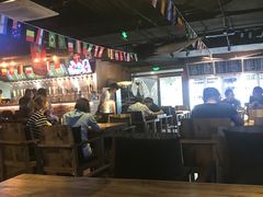 -40+精酿啤酒俱乐部(国投财富广场店)