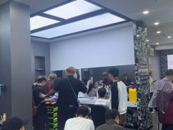 -米可造型烫发染发