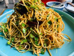香椿苗拌卤豆丝-95号酱骨·一块豆腐(展春园西路店)