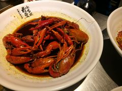 -龙巢盱眙龙虾·牛蛙·烧烤宵夜(八卦岭店)