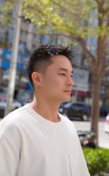 -一家只做男发烫染的店
