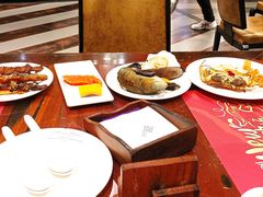 -四海一家自助餐(益田假日广场店)