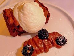 巧克力千层蛋糕-壳里西餐厅Coquille Seafood Bistro(蒙自路店)