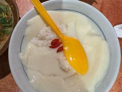 -周小明火锅(黑金冠社区店)