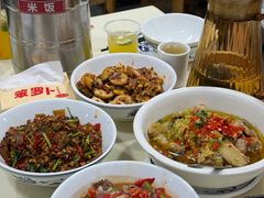 -笨罗卜浏阳菜馆(太平街店)