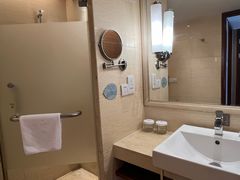 -杭州海外海皇冠大酒店