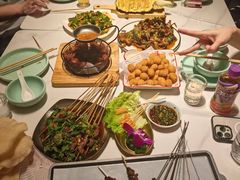 -嗨辣小聚·盘锦河蟹·海鲜烧烤龙虾(盘锦十年好店)