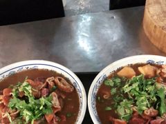 -门框胡同百年卤煮(新街口店)