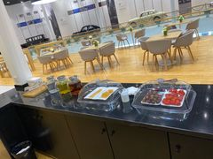-杭州中沃沃尔沃4S店(滨江区店)