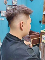 -巴伯尔男士理发馆