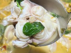 -渔珺石锅鱼·云南菜(天泽街店)