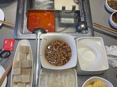 -海底捞火锅(凯德广场店)