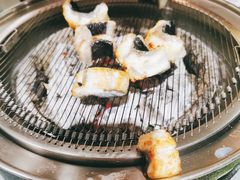 -围炉肉舍•炭烤活鳗•丹东海鲜烤肉(步行街店)