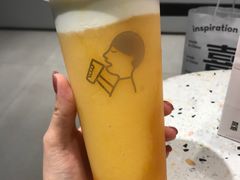 -喜茶(滨江宏岸店)