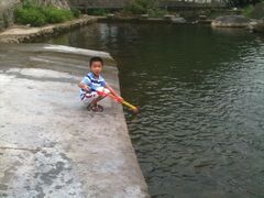 -安吉龙王山峡谷漂流