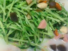 -鱼亨小鲜酸菜鱼(大信店)