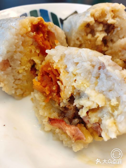 粽氏清源(大南路店)招牌蛋黄咸肉粽图片