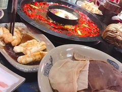 松茸菌锅中锅-渝大狮毛肚老火锅(普陀店)