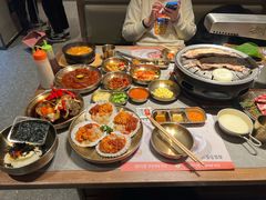 -草家酱蟹炭火烤肉店(珲春南路一店)
