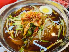 -韩风烤牛肉冷面店