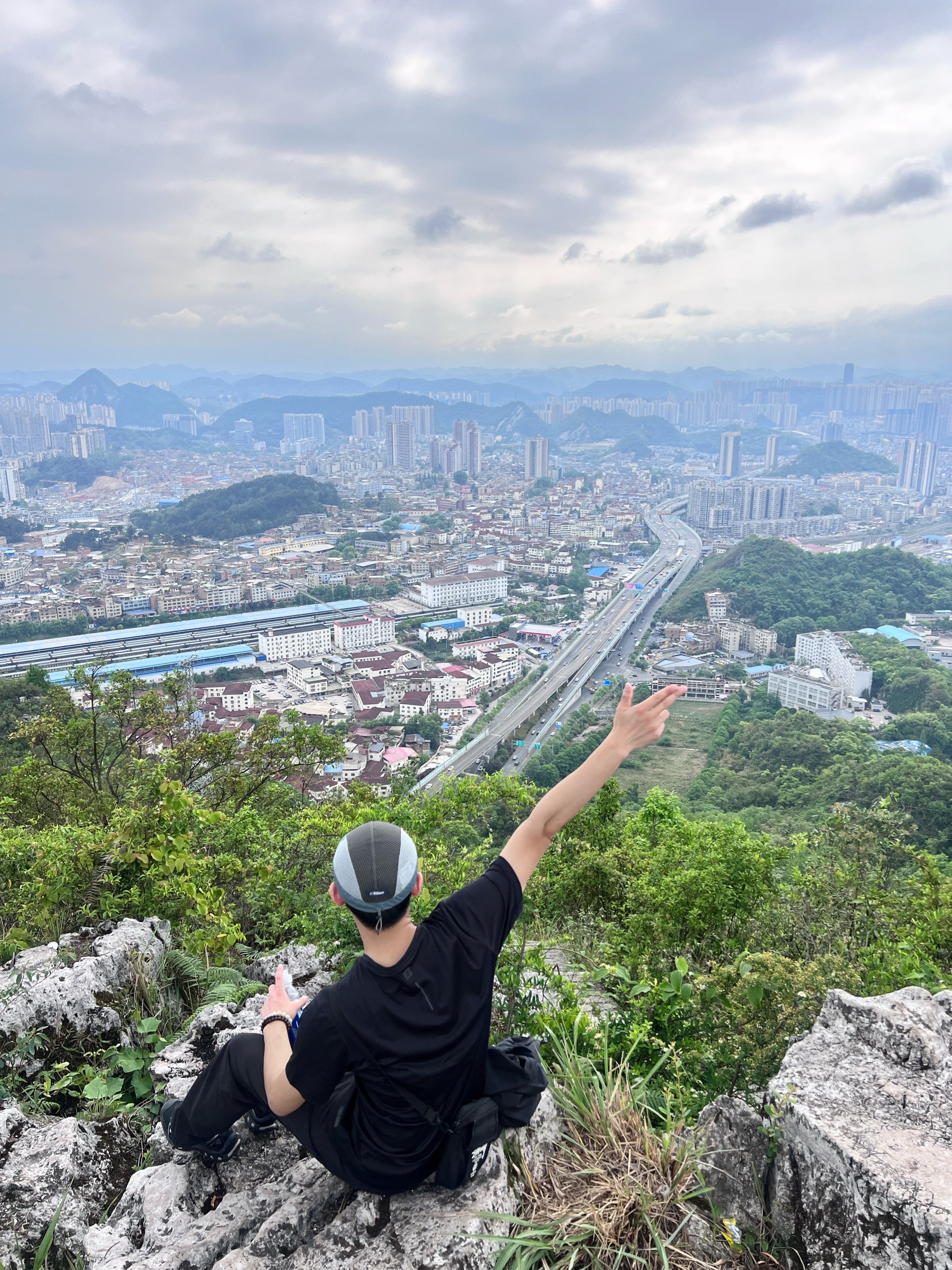 贵阳南岳山图片