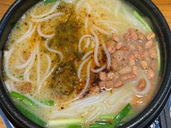 -双桥园·云南过桥米线(古城南门店)