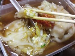 -后街女孩肠粉店