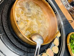 -阿山卓·野生菌火锅·纳西火塘烤肉