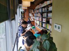-西西弗书店&矢量咖啡(万象城店)