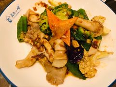 虾酱炒杂菜-美奈小馆·越南料理(中航城君尚购物中心店)