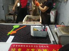 -凤凰路何眼镜香辣蟹(花果园店)