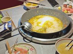 -吃城都·鱼蛙火锅(西玉龙街店)