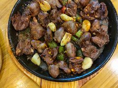 -老东镇啤酒屋海鲜加工·蒸汽海鲜·海鲜烧烤(台东店)