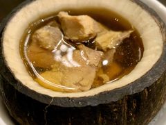 椰子炖鸡盅-广州文华东方酒店·江-由辉师傅主理