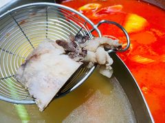 -左庭右院鲜牛肉火锅(浦江欢乐颂店)