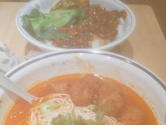 -遇见小面(站西路店)