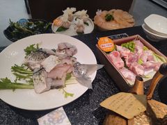 -得意咚瓜·顺德鱼生·冬瓜火锅(深圳首店)