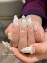 -花岐款式专研健康美甲沙龙