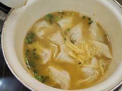 -笑来喜馄饨小笼工坊(通扬路店)