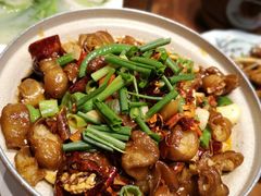 -老滇山寨•云南特色菜•地方菜•民族风情歌舞表演(金碧店)