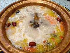 -阿婆情腊排骨火锅(金虹路店)