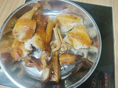 -荣基四海一家·家常菜·海鲜大排档(新安店)