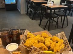 -BHC炸鸡(明洞总店)