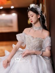 点击看大图 -艾拉·女王婚纱礼服馆