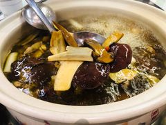 招牌秘制土鸡锅底-名善山珍·野生菌汤锅(文殊院店)