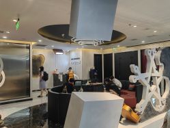 -TOP HAIR SALON