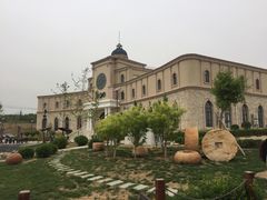 -丹世红酒庄·烧烤·团建·婚礼·水上运动