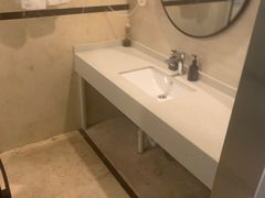 -网鱼电竞酒店(上海惠南地铁站店)